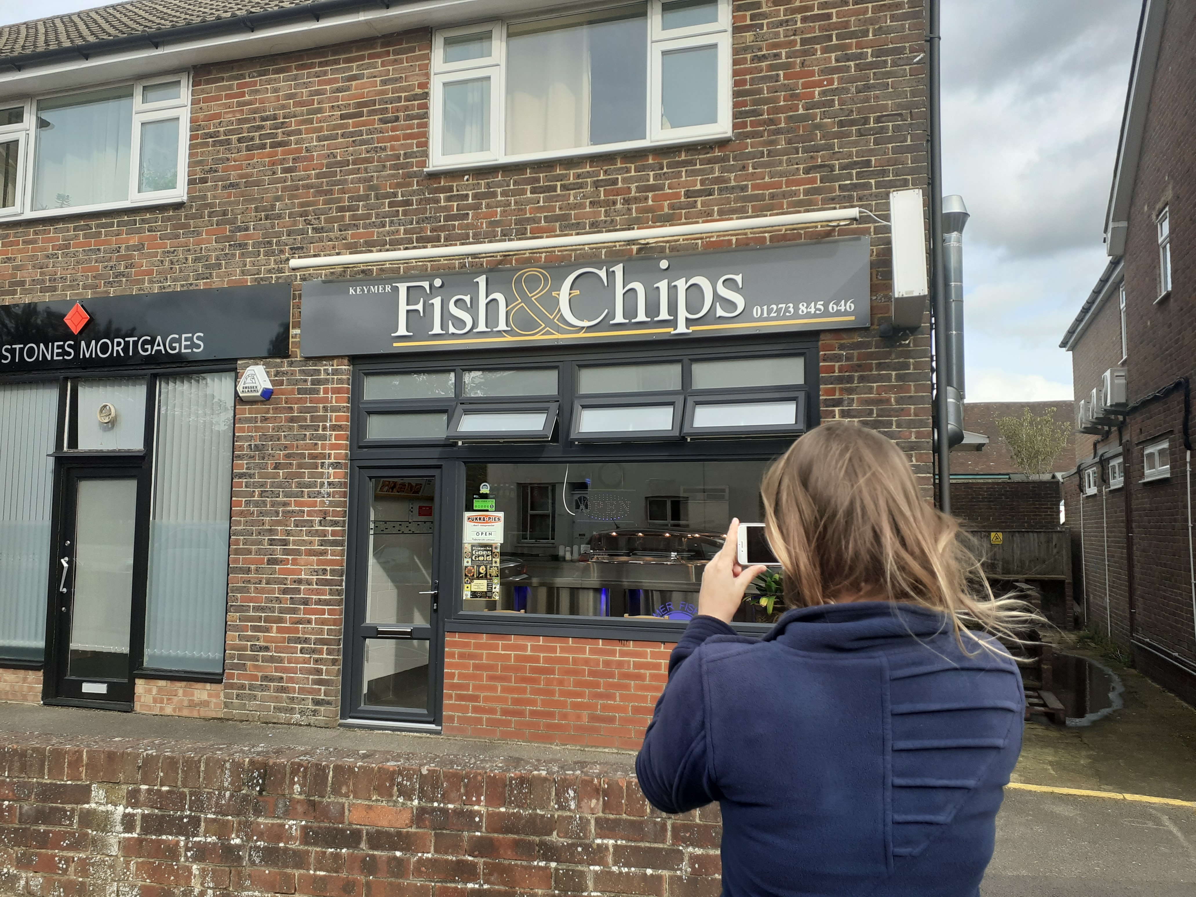 © Екатерина macht ein Foto von Keymer Fish and Chips